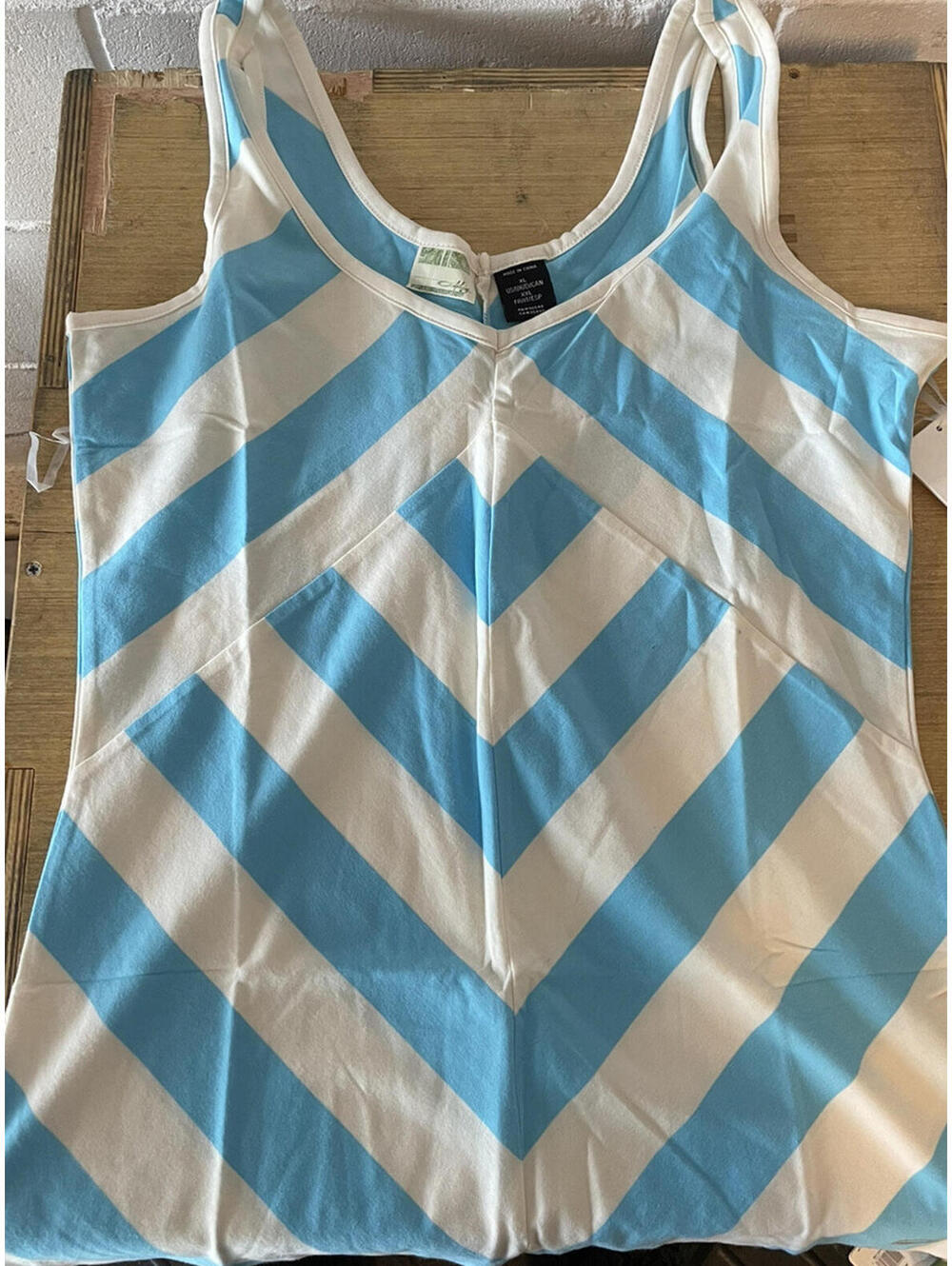 Oakley Across Tank Atmosphere Size M